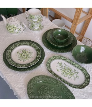 Luxury Classic French Retro Dark Green Porcelain Charger Creative Round Dinnerware Set Weddings Includes Dish Coffee Cup Teapot